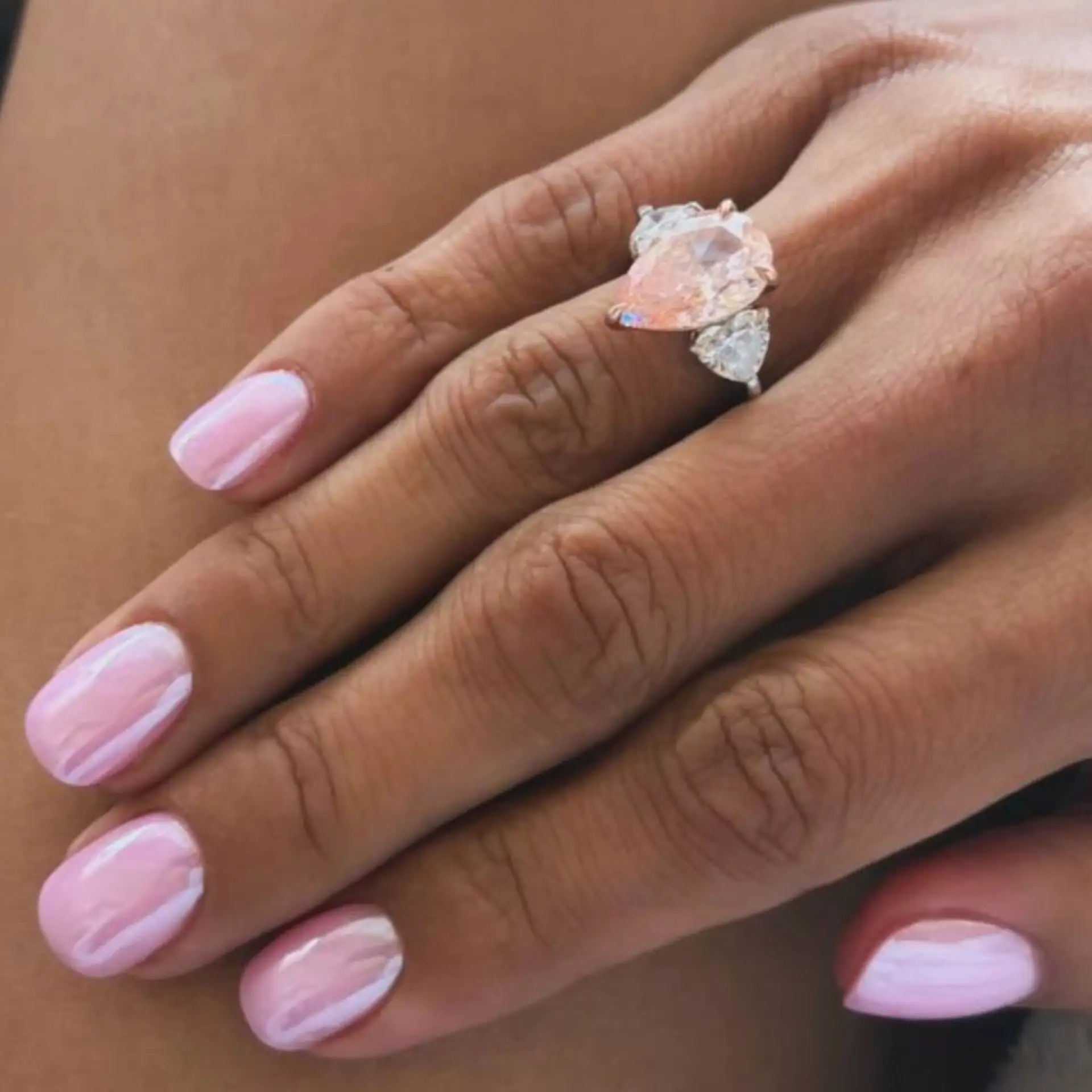 Цвет настроения - нежная нежность 🌸 Как вам такой оттенок? 💅🏼