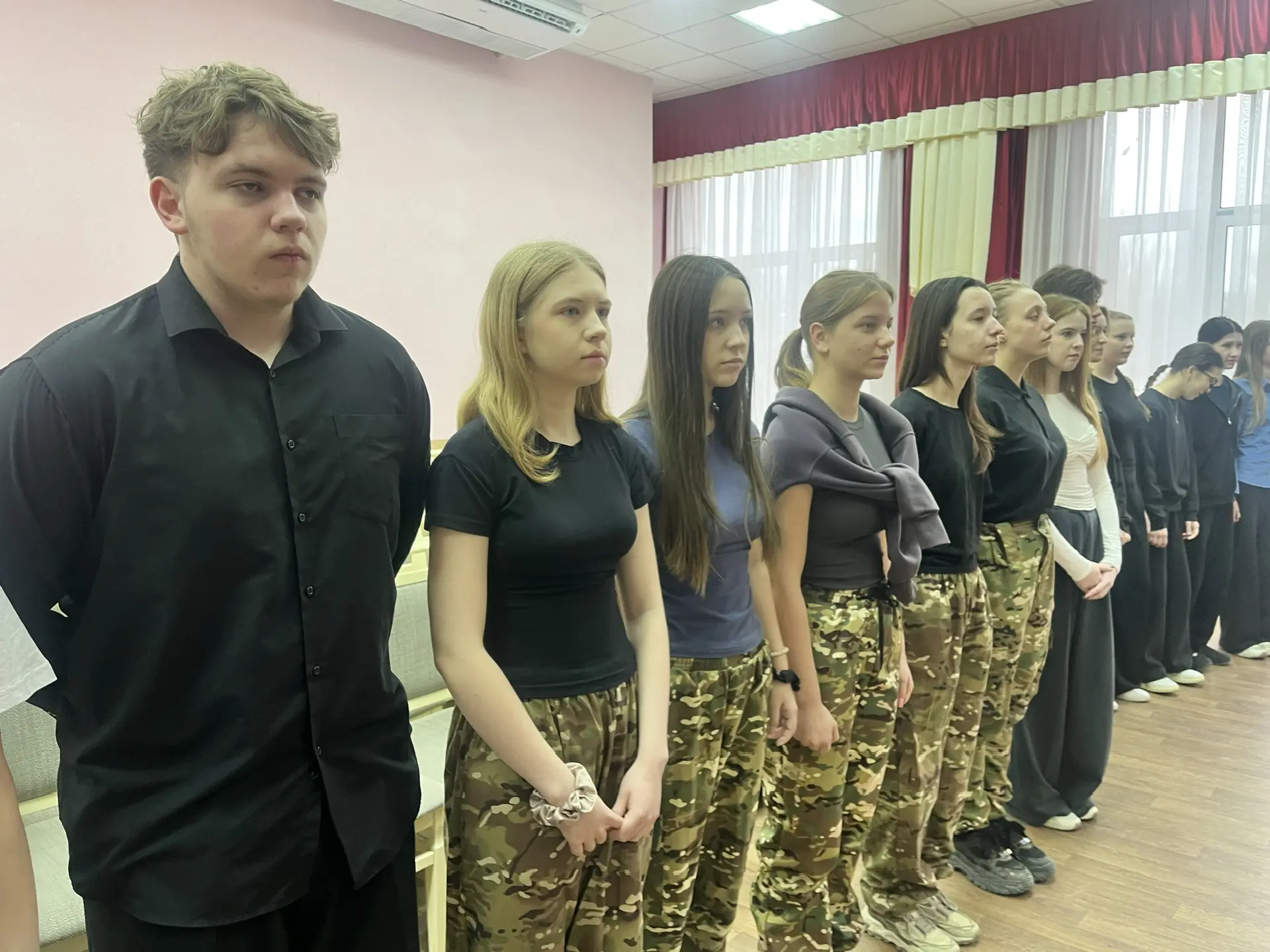 🔥 «Зарница 2.0»: битва умов и характеров в гимназии № 10!  У нас жарко — в гимназии прошёл отборочны