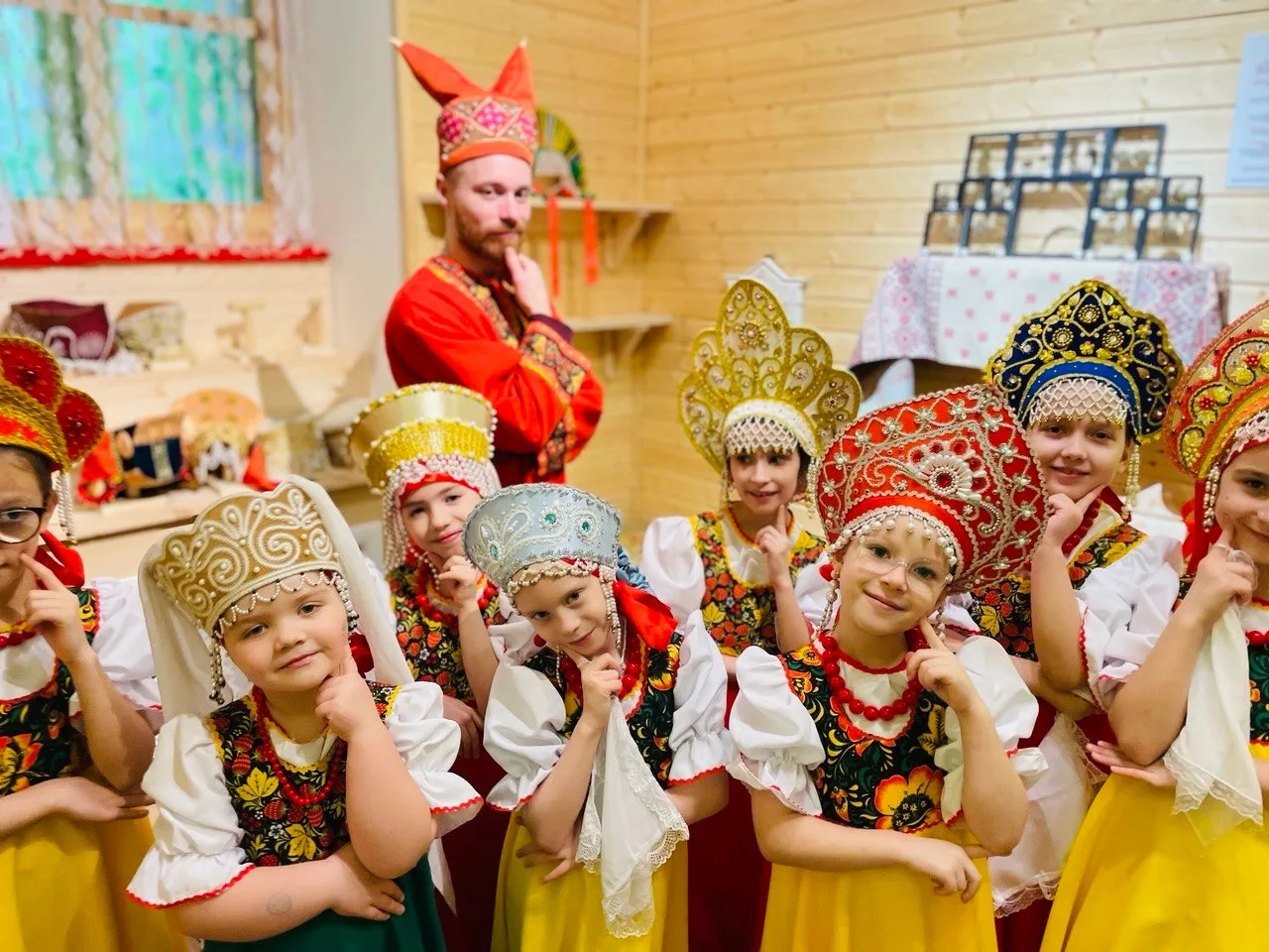 🌸 15 февраля ансамбль народной песни «Варенька» отделения дополнительного образования ...