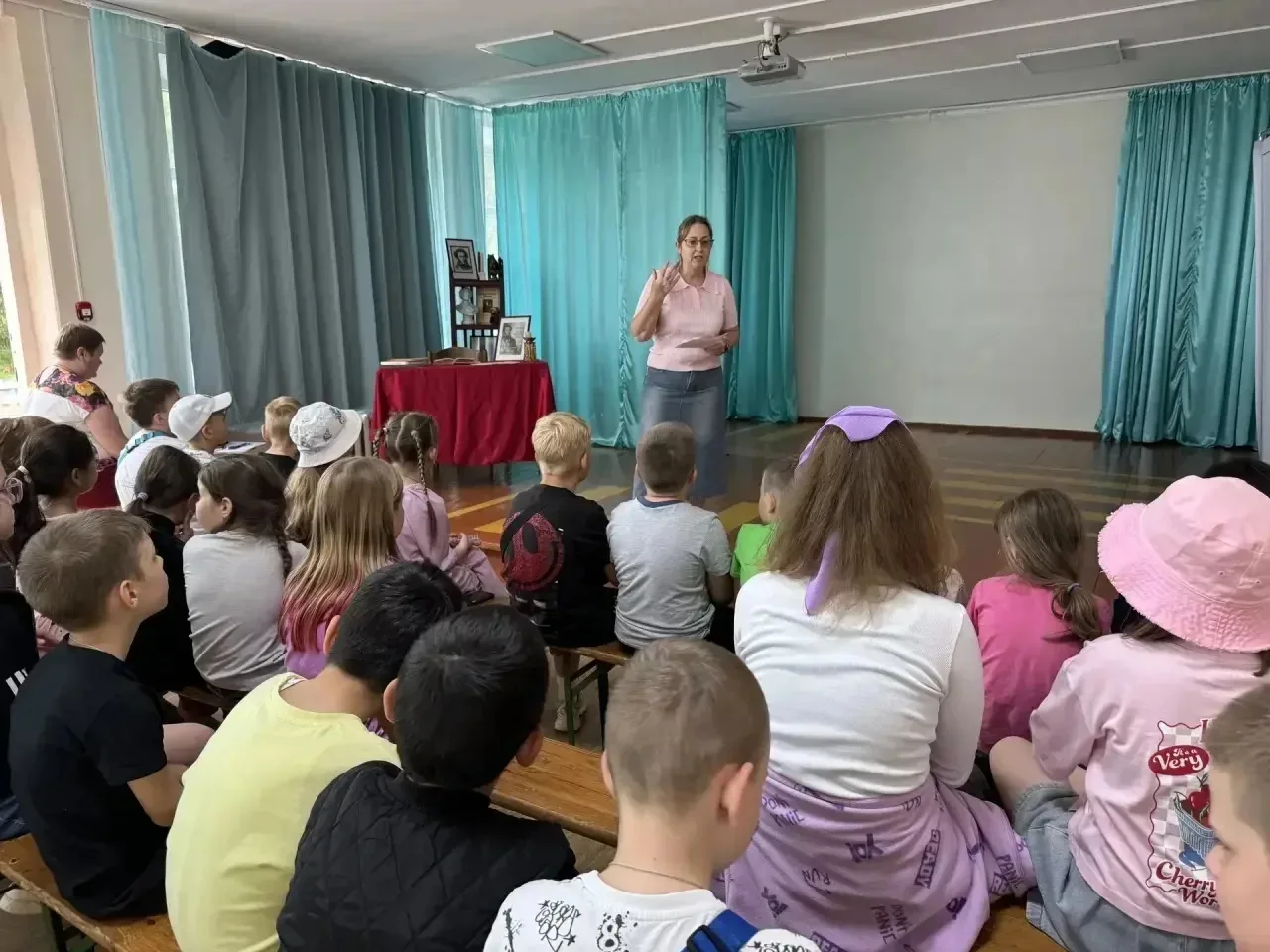 Всероссийская акция «Великий и могучий»

✨Сегодня в МБОУ " Новожизненская СШ" состоялась литературна