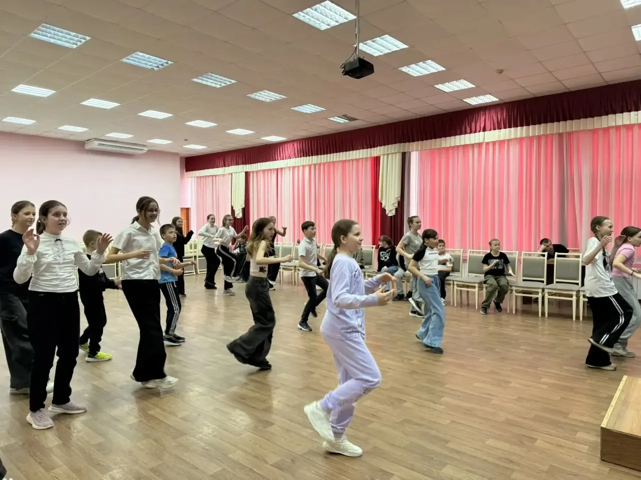 🌞 **До свидания, весенняя смена!** Вот и пролетела наша весенняя смена! Сегодняшний день получился п