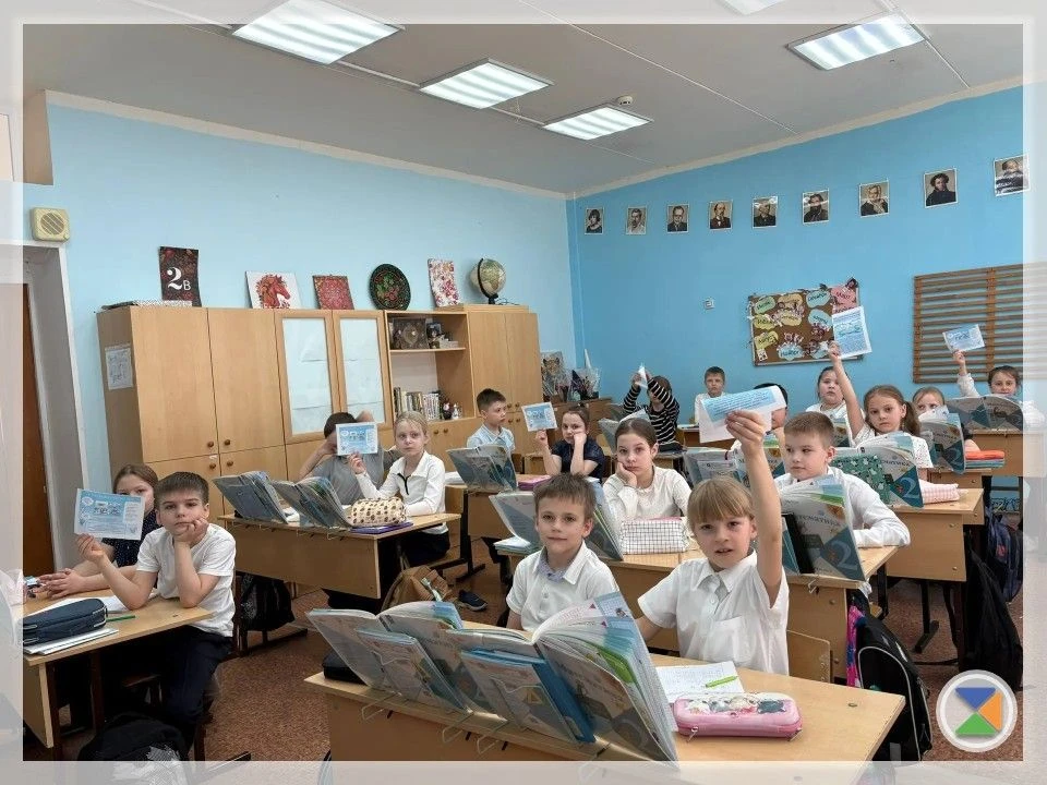 ❗️ «ОСТОРОЖНО, ТОНКИЙ ЛЁД» ❗️   Обручающимися 8 и 9 кадетских классов  нашей школы была проведена бе