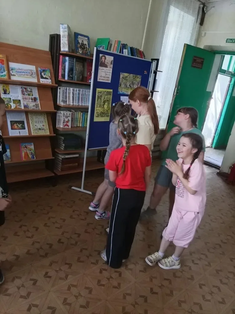 🗣 День русского языка в библиотеке: сказки Пушкина ожили для юных читателей