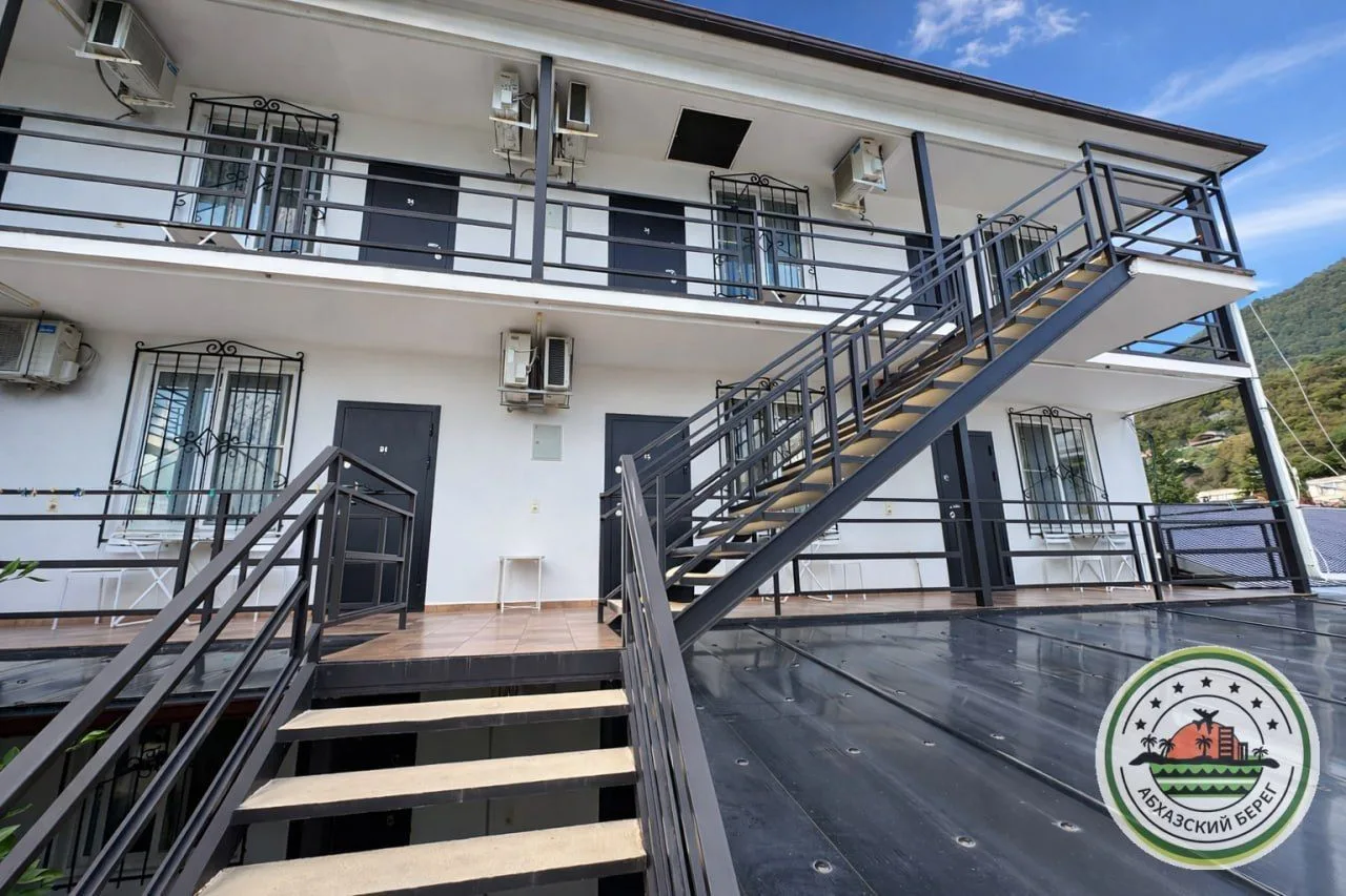 "САНРАЙЗ" гостевой дом с завтраками  📍Гагра, ул. Адыгаа, 4 🏖 10 минут пешком до пляжа 👥 размещение д