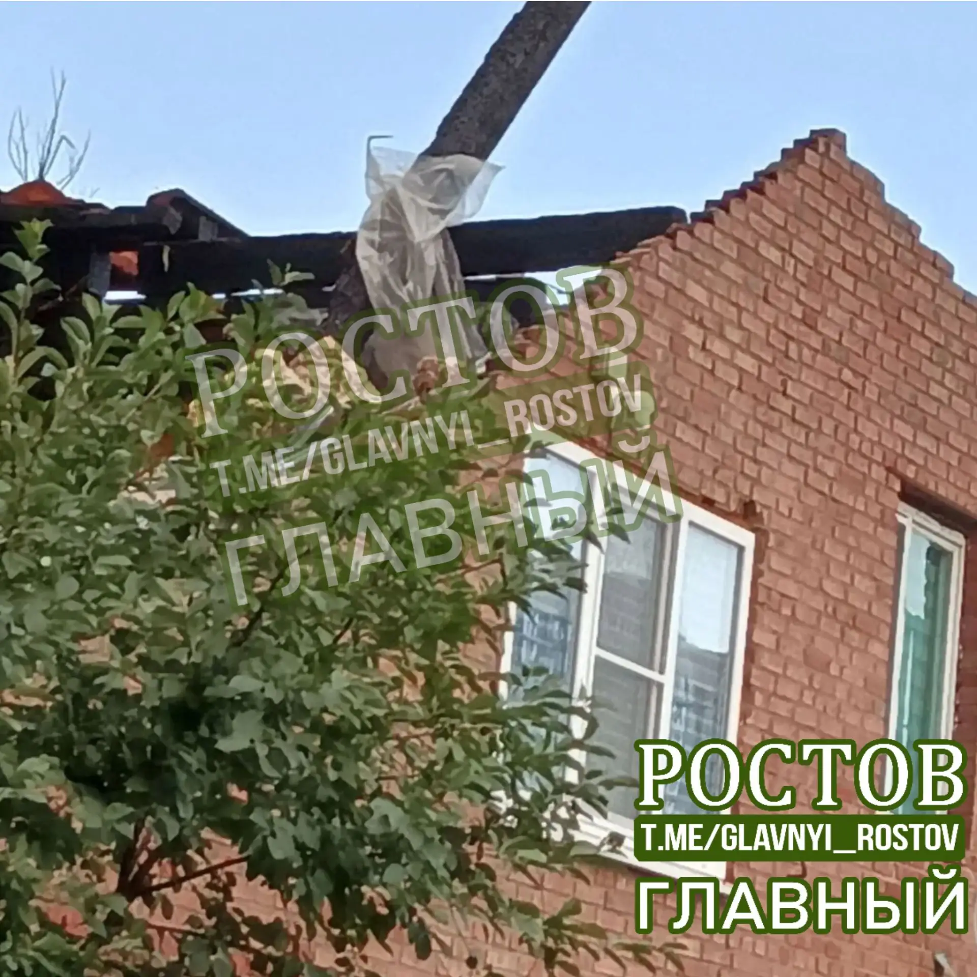 ☹️ "Ростов-Товарный. Соседи в буквальном смысле остались без крыши над головой! И на Пе...