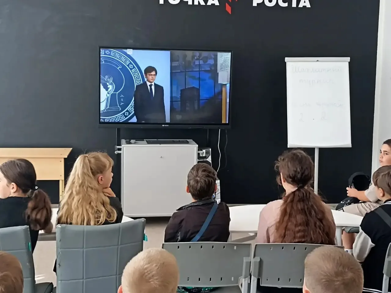 🌞День в пришкольном лагере        " Рассвет" начался очень волнительно, ведь сегодня состоялся фина