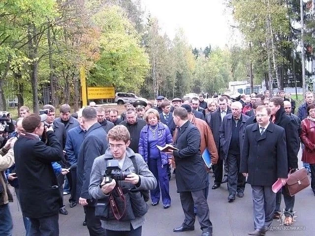 В конце прошлой недели в поселке Красавица состоялась встреча жителей с депутатом Законодательного с