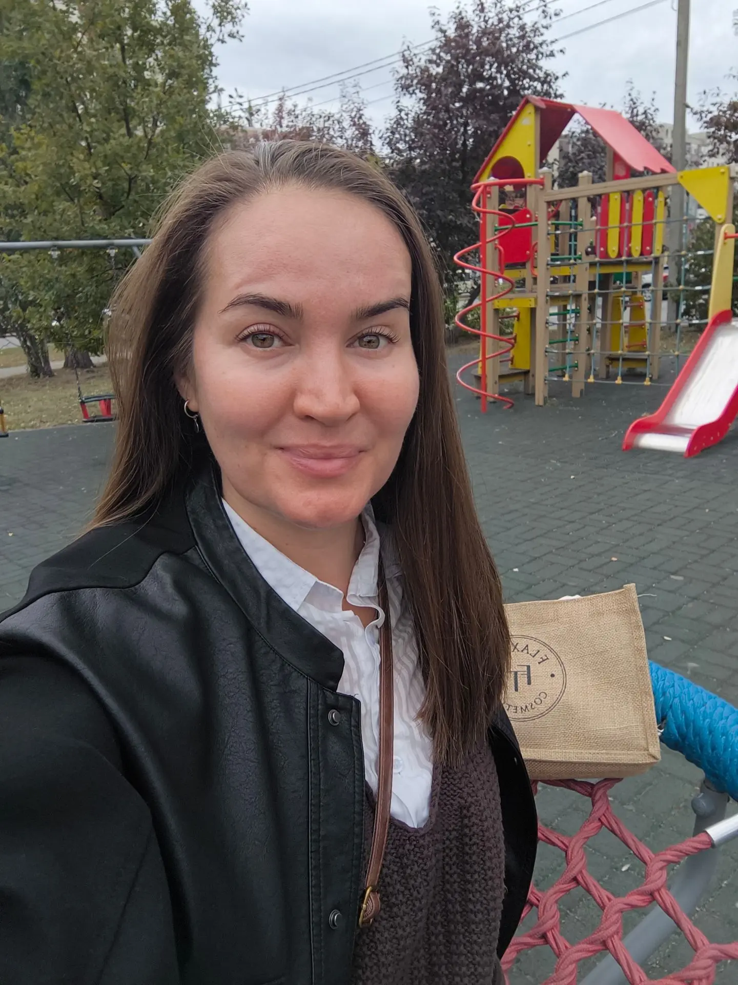 Любите детские площадки по утрам в воскресенье??? 😅