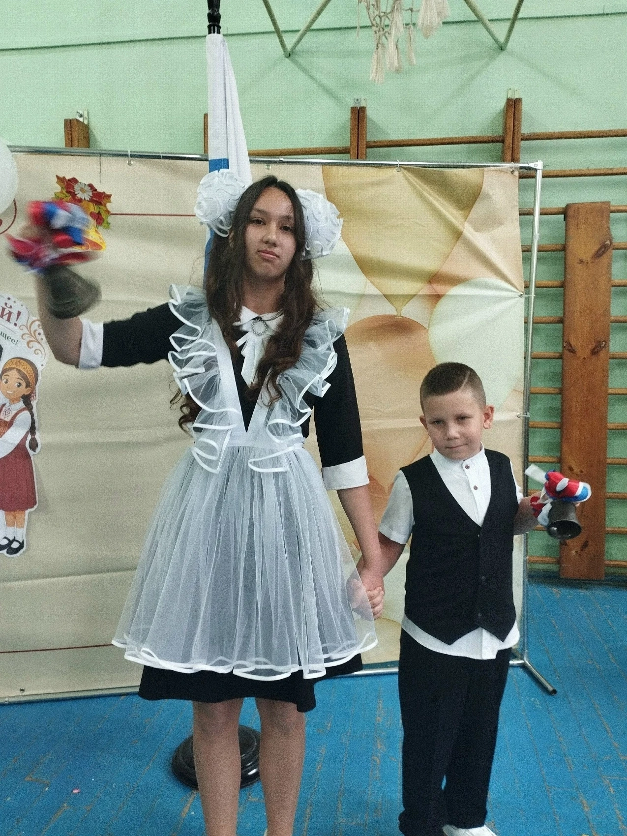 🎉 Объявляем онлайн‑фотоакцию «Школьные мгновения сквозь годы»! 🎉