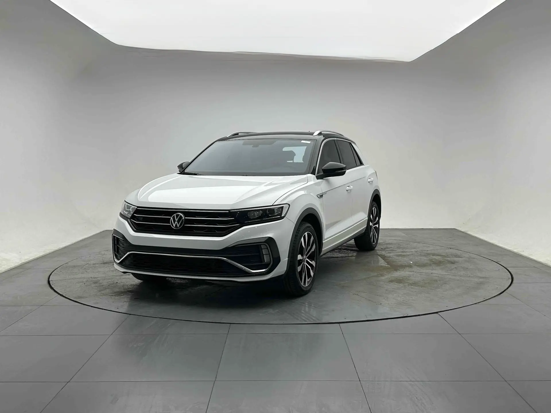 🇨🇳 VOLKSWAGEN T-ROC R-LINE PRO PLUS