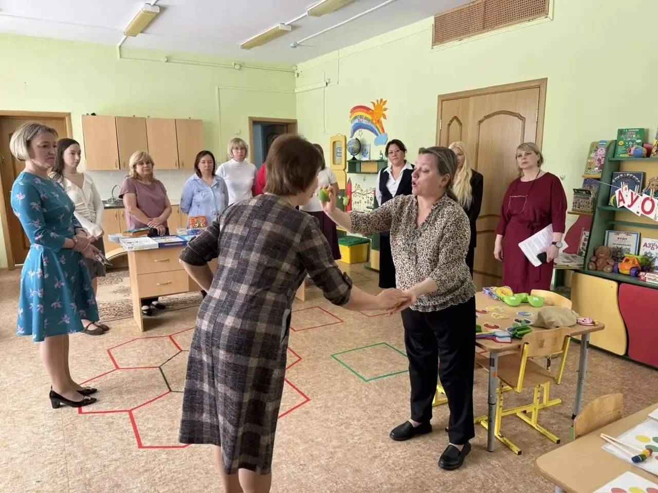В ДО «Пчелка» состоялось ГМО воспитателей средних групп на тему «Совершенствование развивающей предм