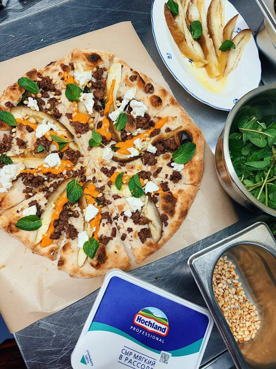 🇹🇷Стамбул — город, где переплетаются культуры, традиции и вкусы. Его уличная еда знам...