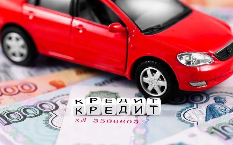 А вообще, автокредитов, жители России взяли за август... 115,22 тыс. автокредитов на 18...