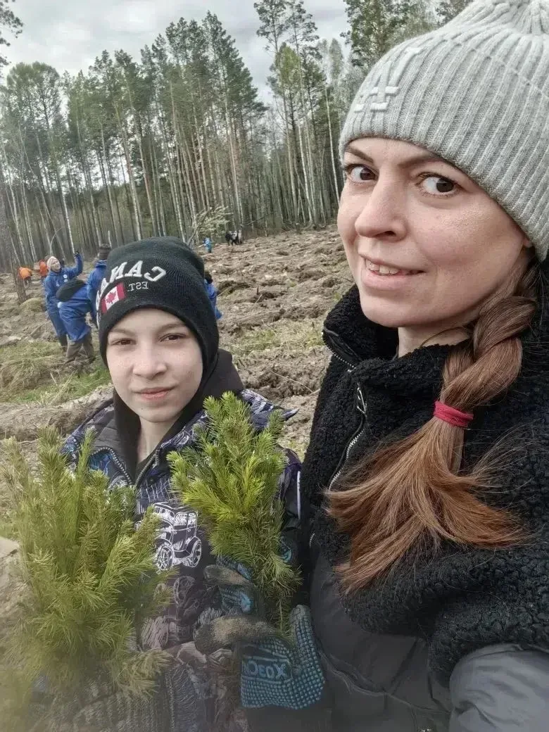 🌳✨ Семья нашего ученика 6а класса Ашурок Николая приняла участие в ежегодной Международной акции «Са