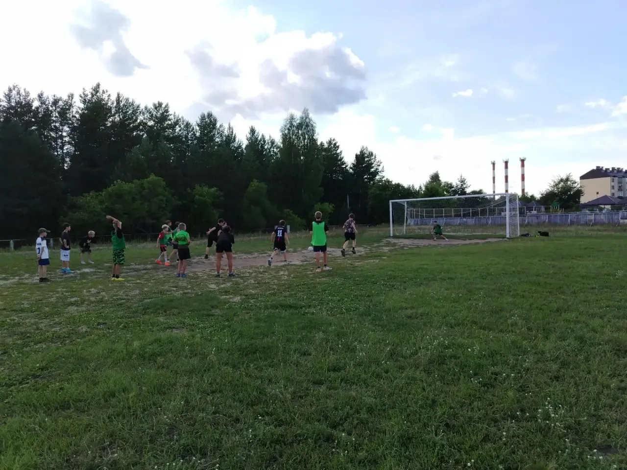 Сегодня участники проекта «Спортплощадка-2026» активно включились в квест «Футбольный л...