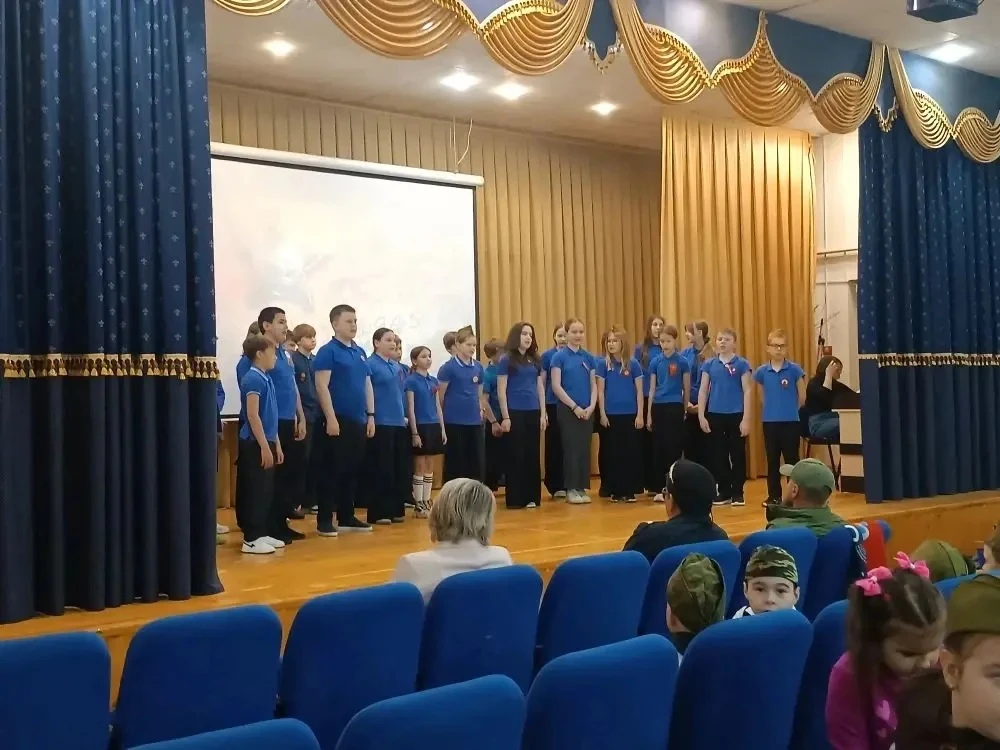 🌟 Концерт ко Дню Победы: память, гордость и уважение 🌟  В нашей школе прошёл трогательный и душевный