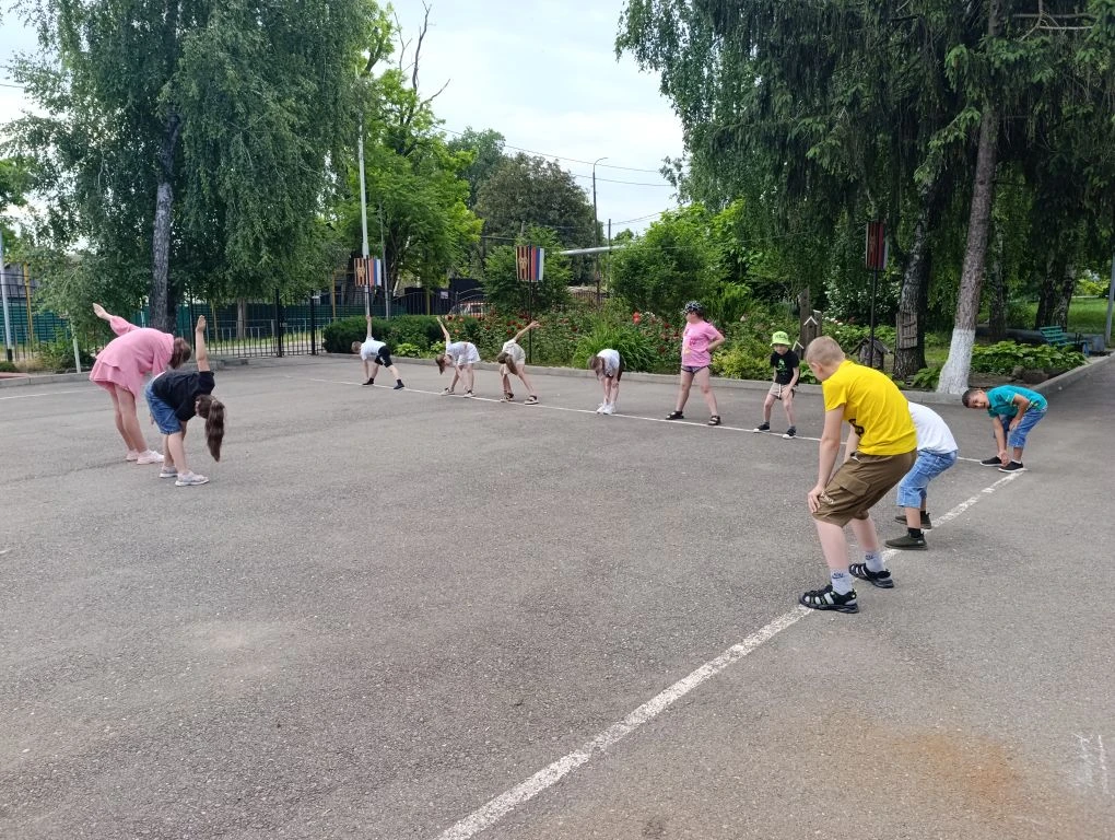 11 ДЕНЬ в школьном лагере.🌞

🌸 Прошел ещё один замечательный день в пришкольном лагере Солнышко.
К