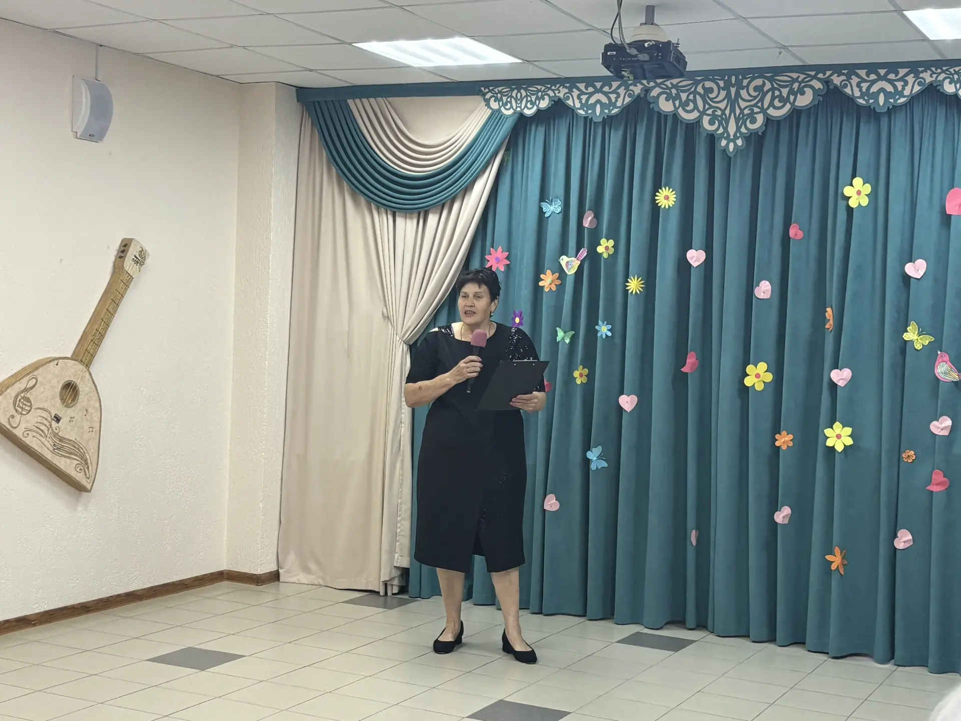 9 июня в ГБСУСОН "Курский ДИ" состоялся праздничный концерт «Пусть добротой наполнятся ...