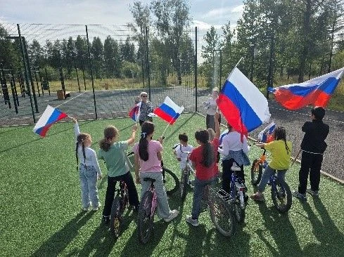 Ежегодно 22 августа наша страна отмечает один из самых важных и значимых праздников - Д...