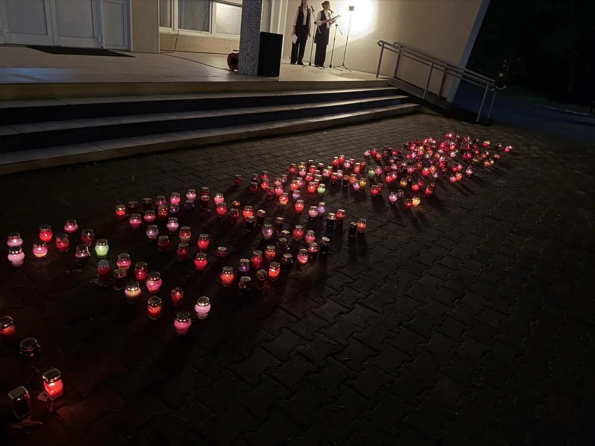 🕊️ Сегодня возле районного Дома культуры «Радуга» прошла гражданская акция ко Дню соли...