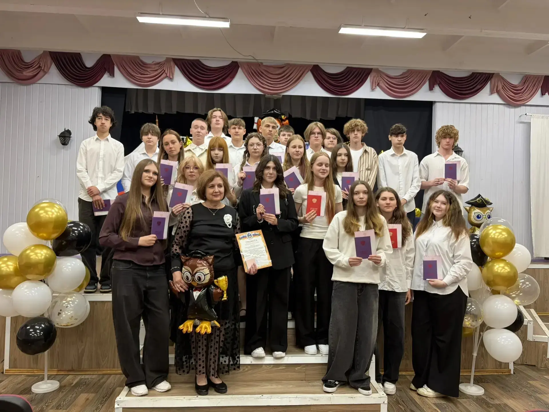 Поздравляем наших дорогих выпускников 9-х классов! 🎉

Сегодня особенный день – день, когда вы, наши