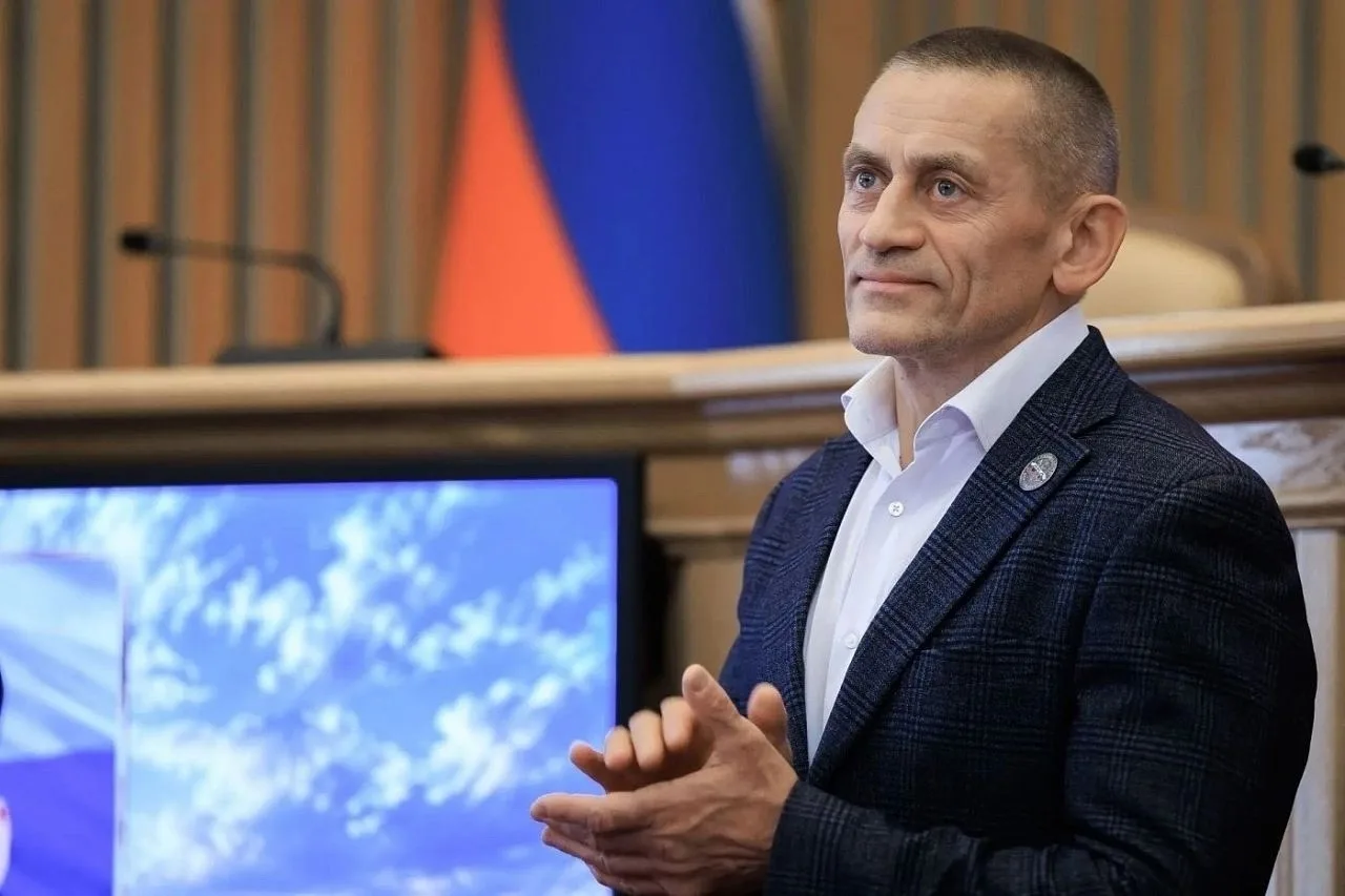 🇷🇺 Дмитрий Аксёнов поделился впечатлениями: «Я аплодировал Президенту громче всех»