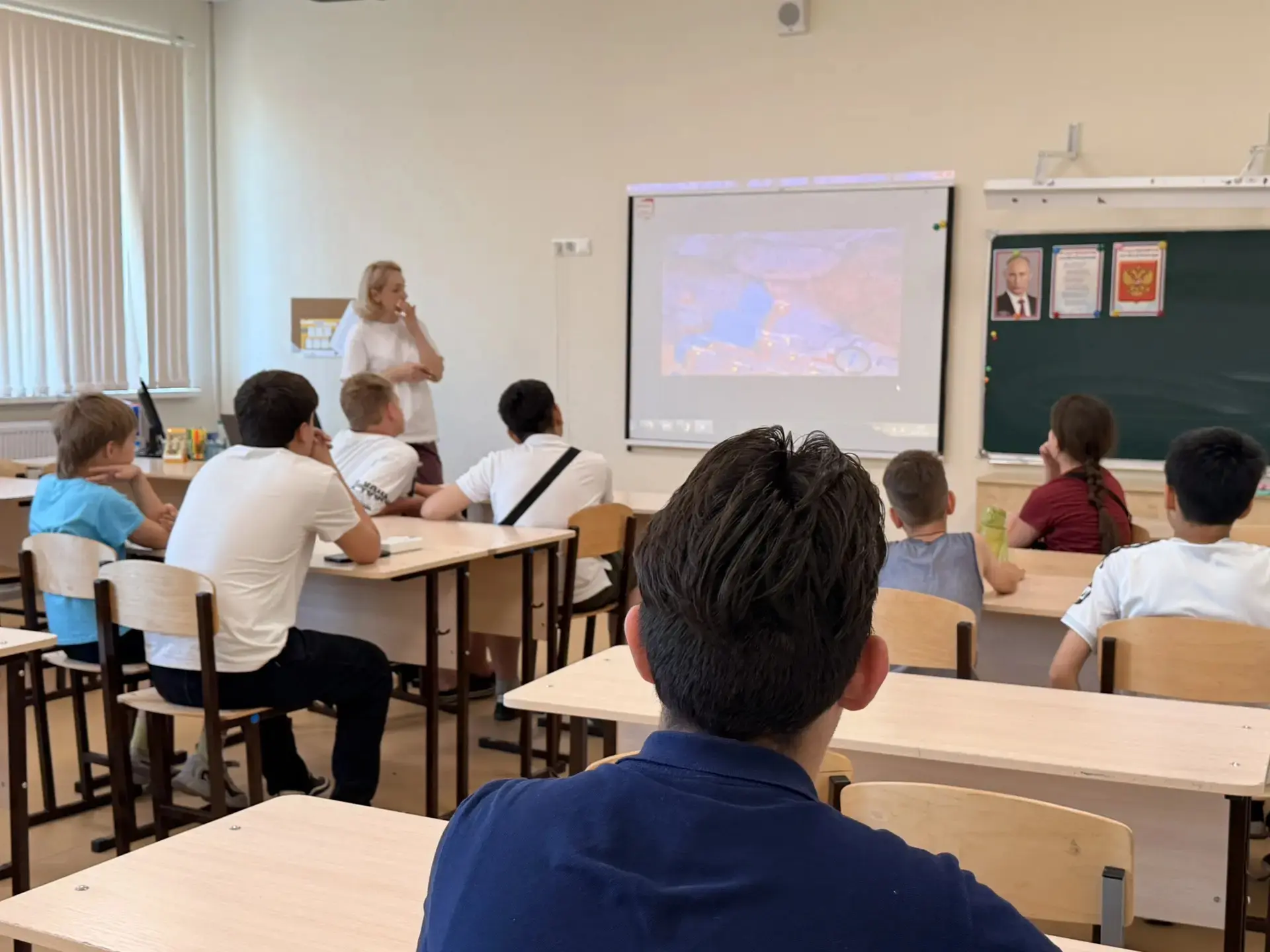 В школе продолжается работа проекта «Умные каникулы»! 

Что мы делали на этой неделе
🧮 Считали — ре