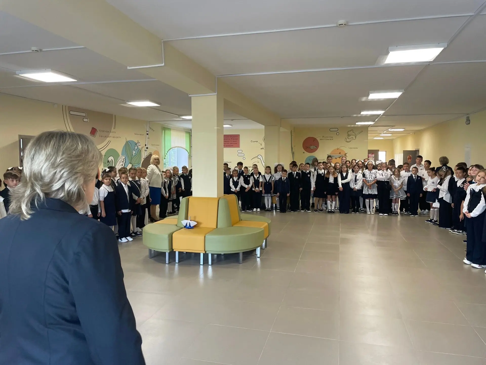 🎉 День знаний в школе имени Захаркина: праздник, который запомнится! 🎉