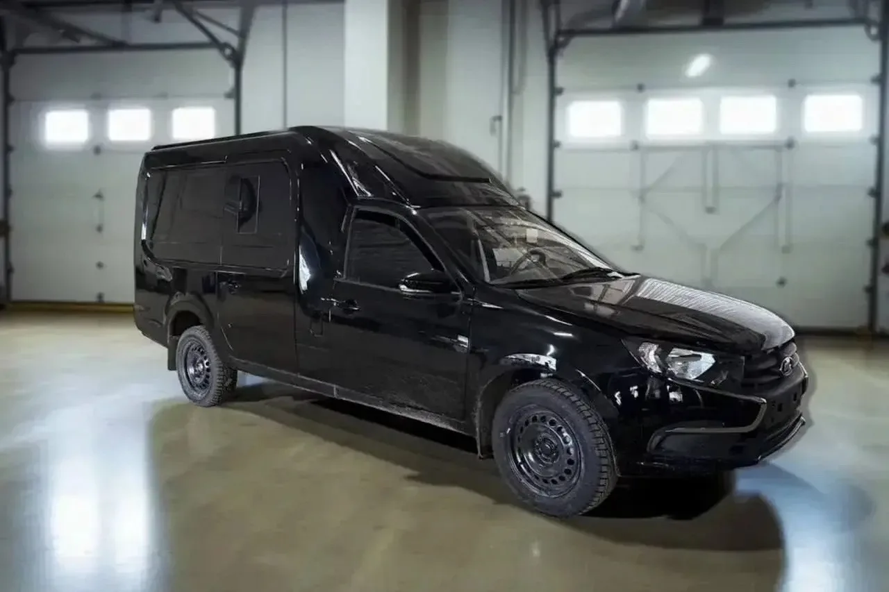 😳В России начали продавать катафалки Lada Granta. Специальная версия для ритуальных служб стоит 2,8