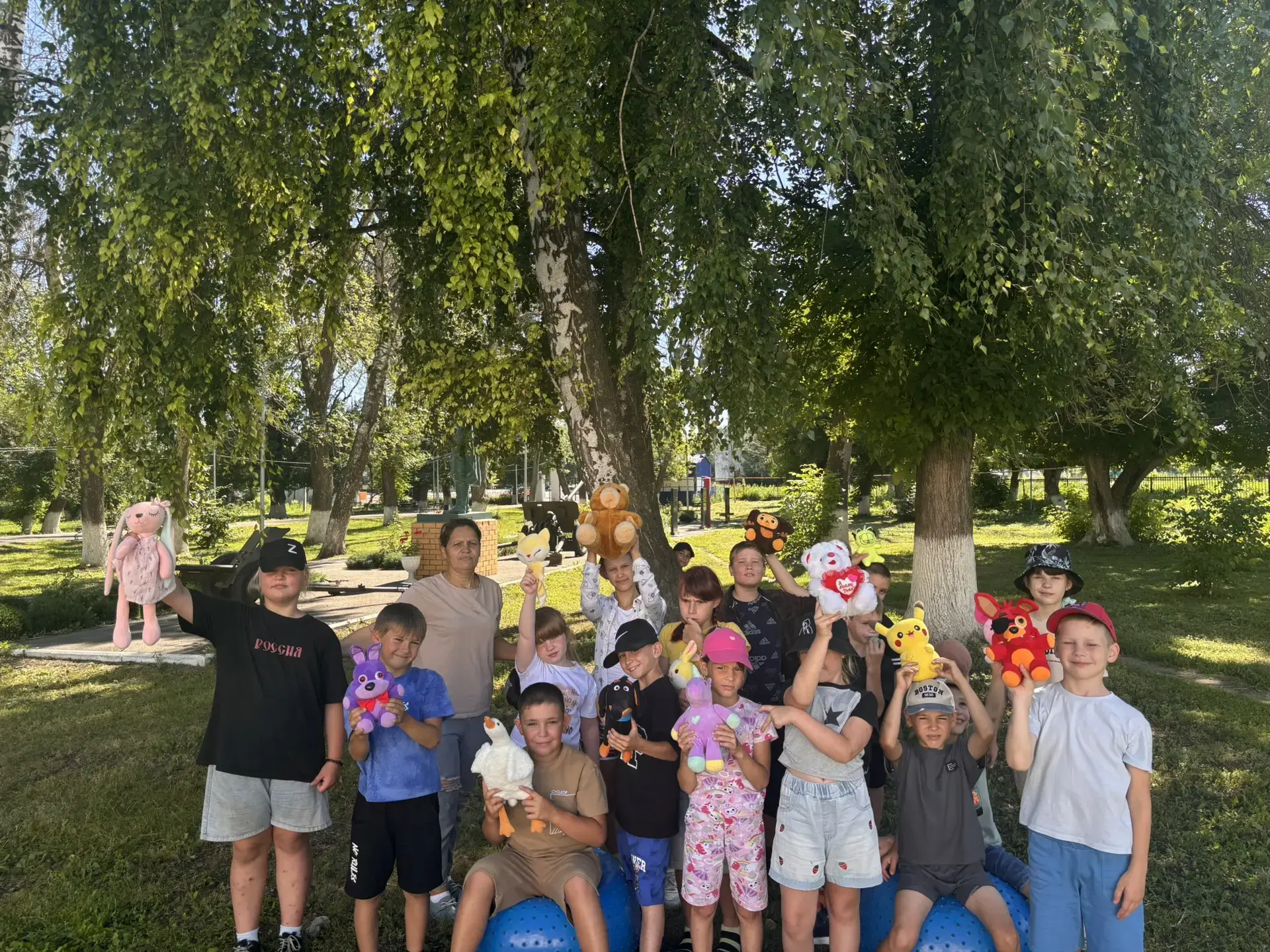 ☀️В городском парке для воспитанников детского оздоровительного лагеря была организована познаватель
