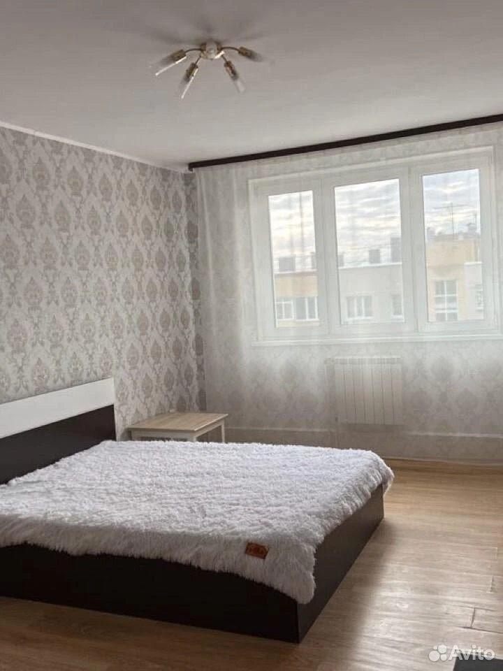 Сдам без посредников: 1-комнатная квартира, 40м²