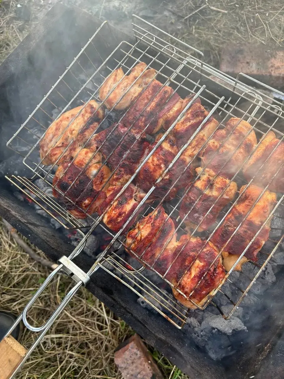 ШАШЛЫК ӨЧЕН МАРИНАД 🍗

Ингредиентларны итнең күпме булуына карап, чама белән салыгыз☝

1 вариант
90