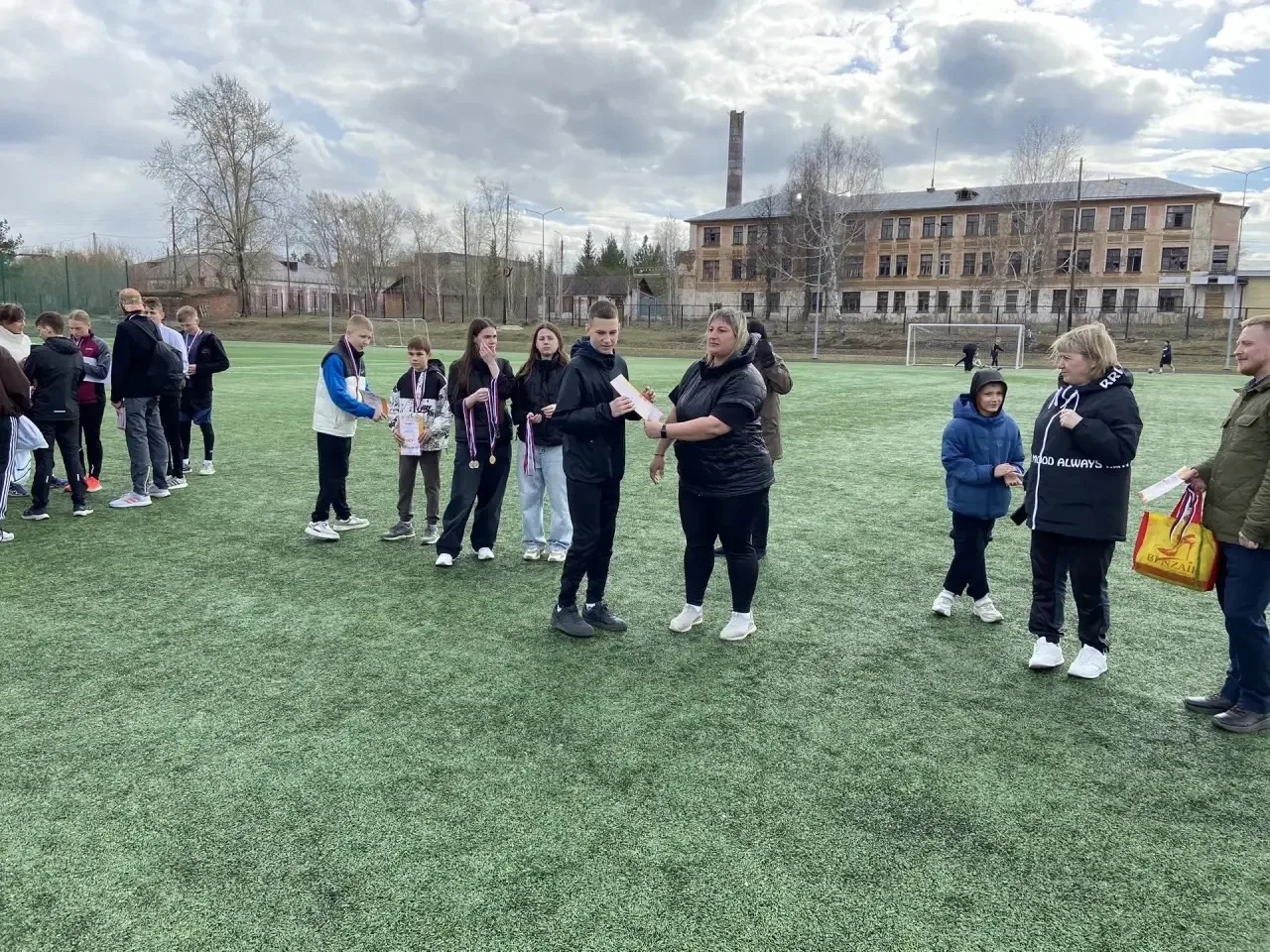 🏆 Быстрее ветра! Наши ребята покоряют «День Бегуна» 🏃‍♂️