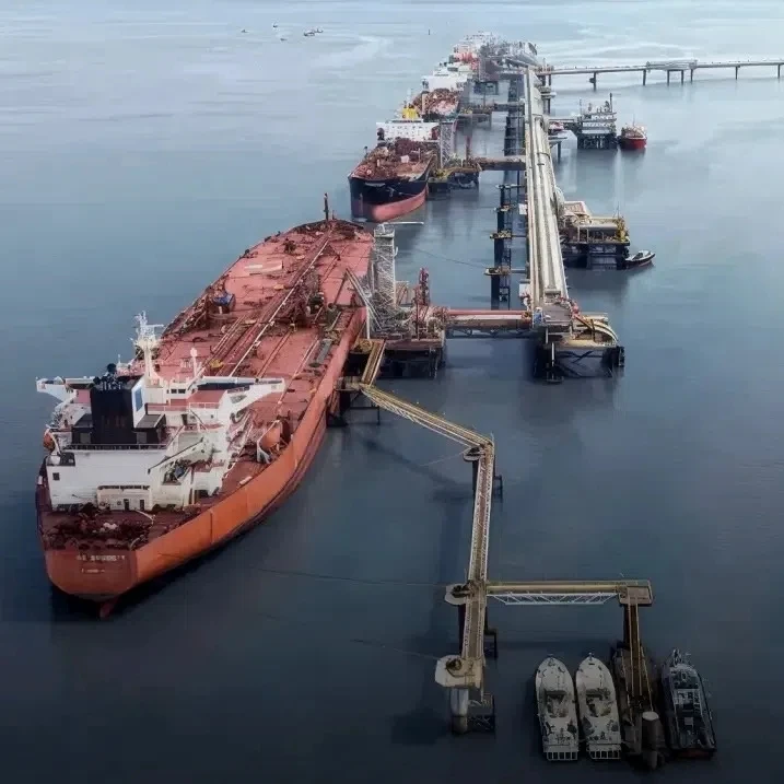 ⛽️ Россия везёт бензин из Индии морем