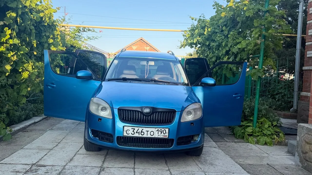 Продам Skoda Roomster 2008 г. в. В Мариуполе !