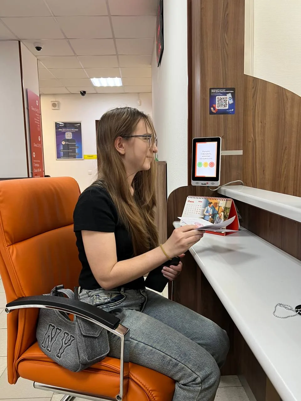 Суббота. Все дети дома. Сморю на них и понимаю, у нас в семье сейчас три совершенно раз...