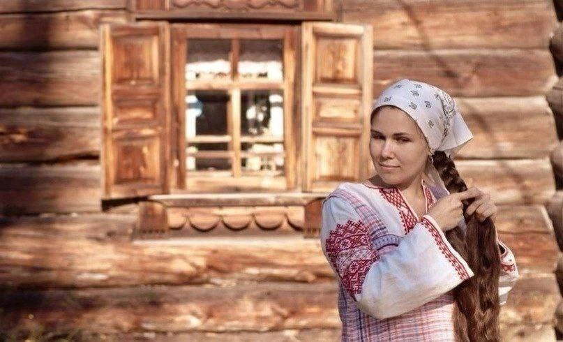 Девушки! Заплетайте косы!    КОСА – заплетённые волосы. Служит для накопления жизненной и мистическо