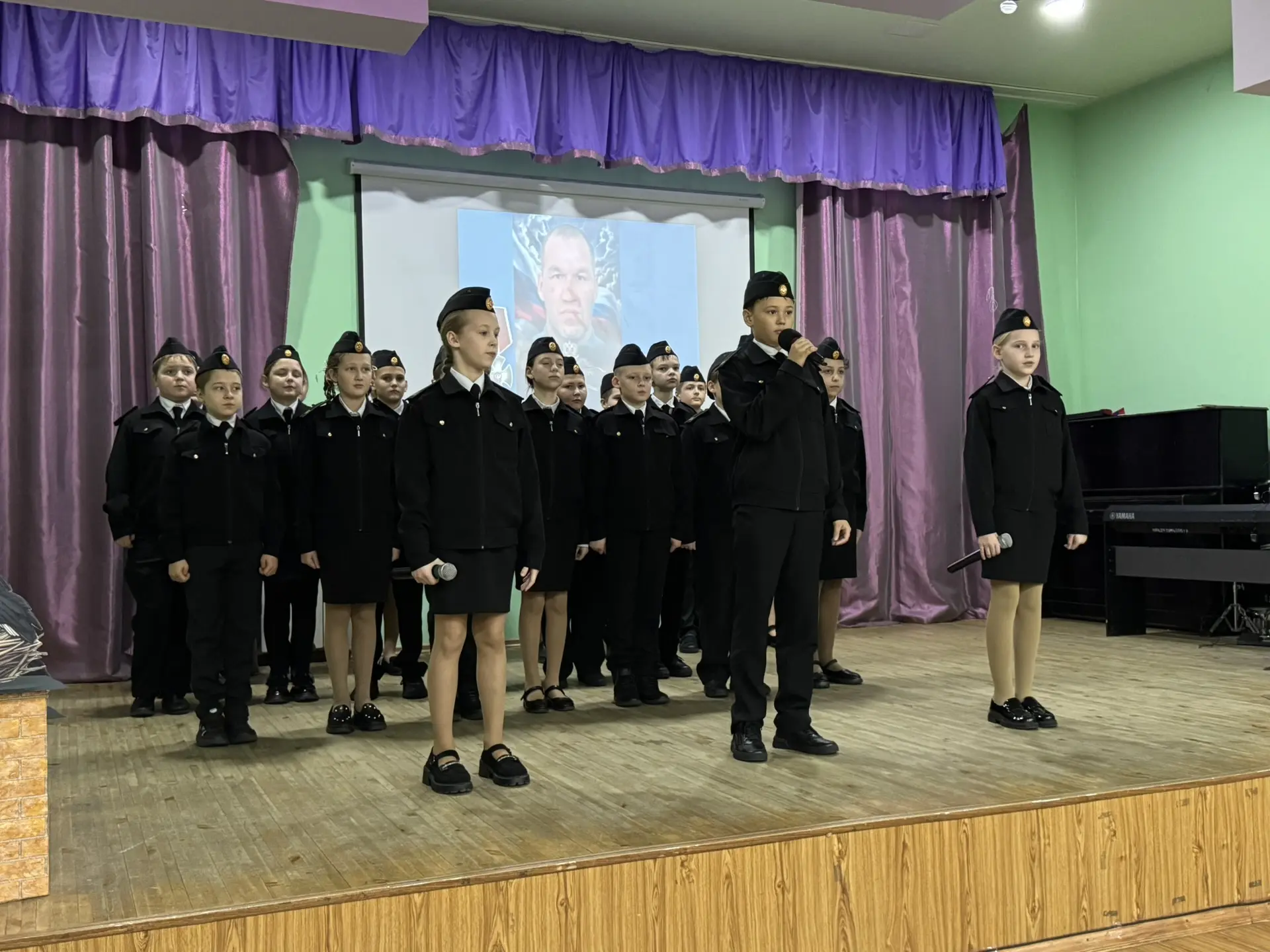 19 и 20 февраля в нашей школе проходит, ставший уже традиционным, Фестиваль-конкурс военно-патриотич