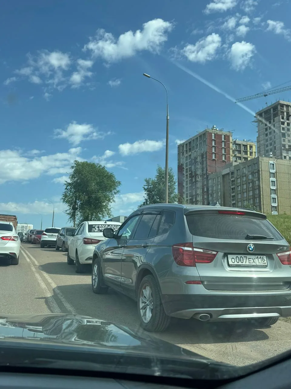 🚗 В Челнах у пляжа на набережной Табеева пожаловались на хаос с парковкой

Жители Набережных Челнов