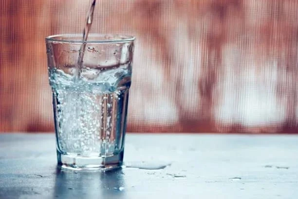 Газировка вместо кофе: звучит как шутка, но мозгу заходит 🥤

Мы все делимся на два типа людей: одни