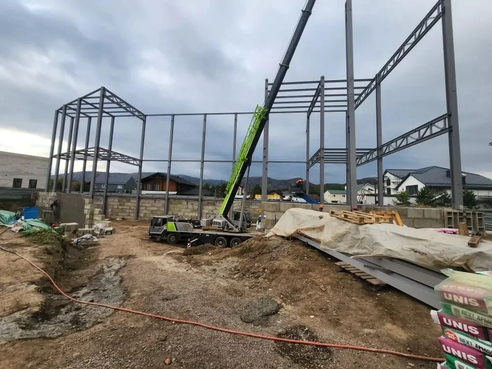 🏗️ Строительство без разрешения: в Красноярске прокуратура через суд остановила возведение незаконно