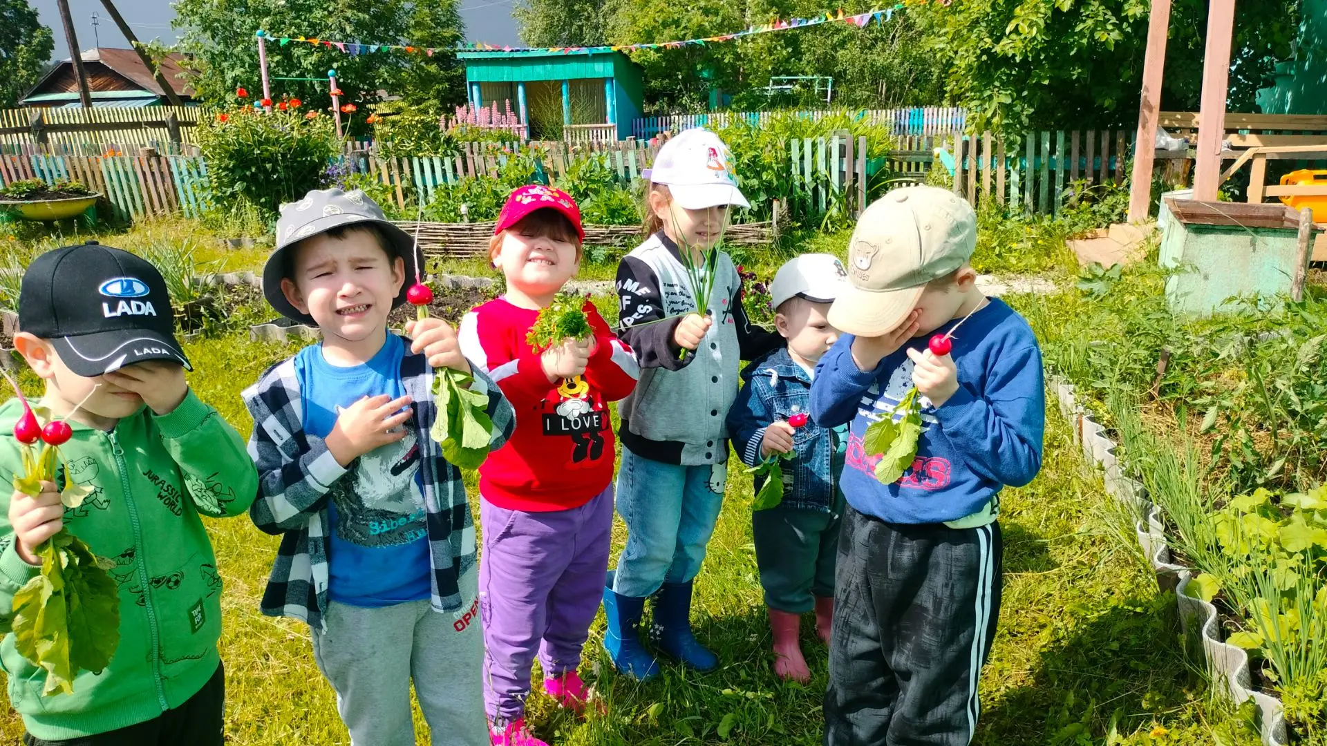 Неделя "Неболейка"
День здоровья!

День здоровья в нашем детском саду стал настоящим праздником для 