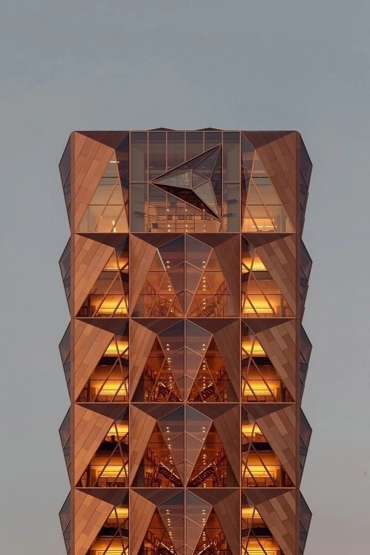 Штаб-квартира РМК в Екатеринбурге от Design: Foster + Partners