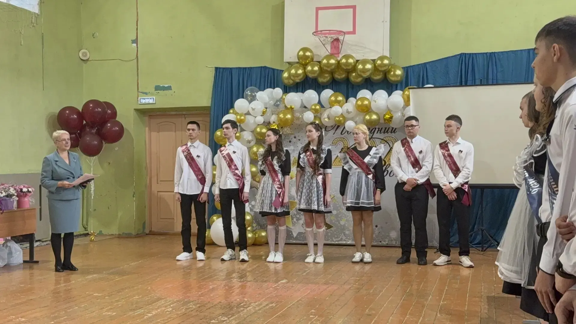 🔔 26 мая 2026 года в МБОУ "Мезиновская СОШ им. А.И. Солженицына" прозвенел «Последний ...