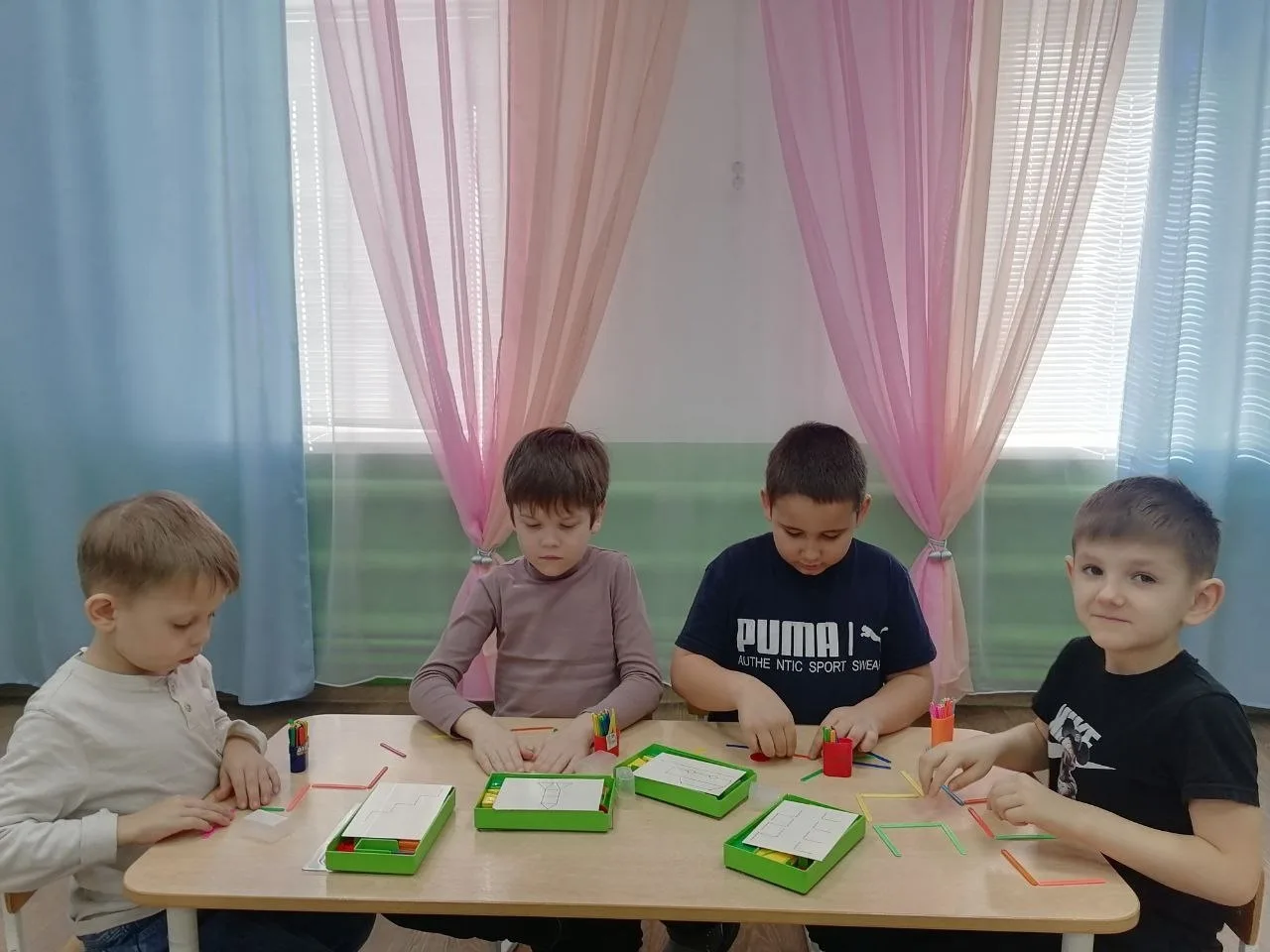Учит нас она считать