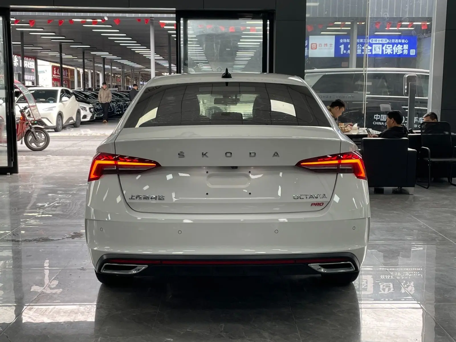 ✅ В продаже в Китае  Škoda Octavia Pro 2022 год 38 000 км 1.4 бензин - 150 ЛС Передний привод  ✅ Ком