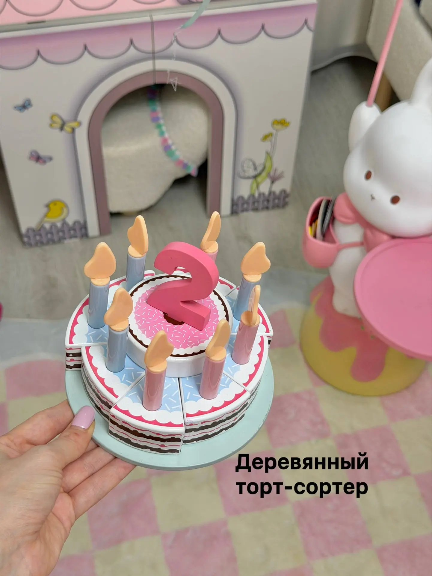 Распаковка подарков 🩷  Во-первых, я в шоке от подарков от брендов-друзей!! Если бы в моем детстве мн