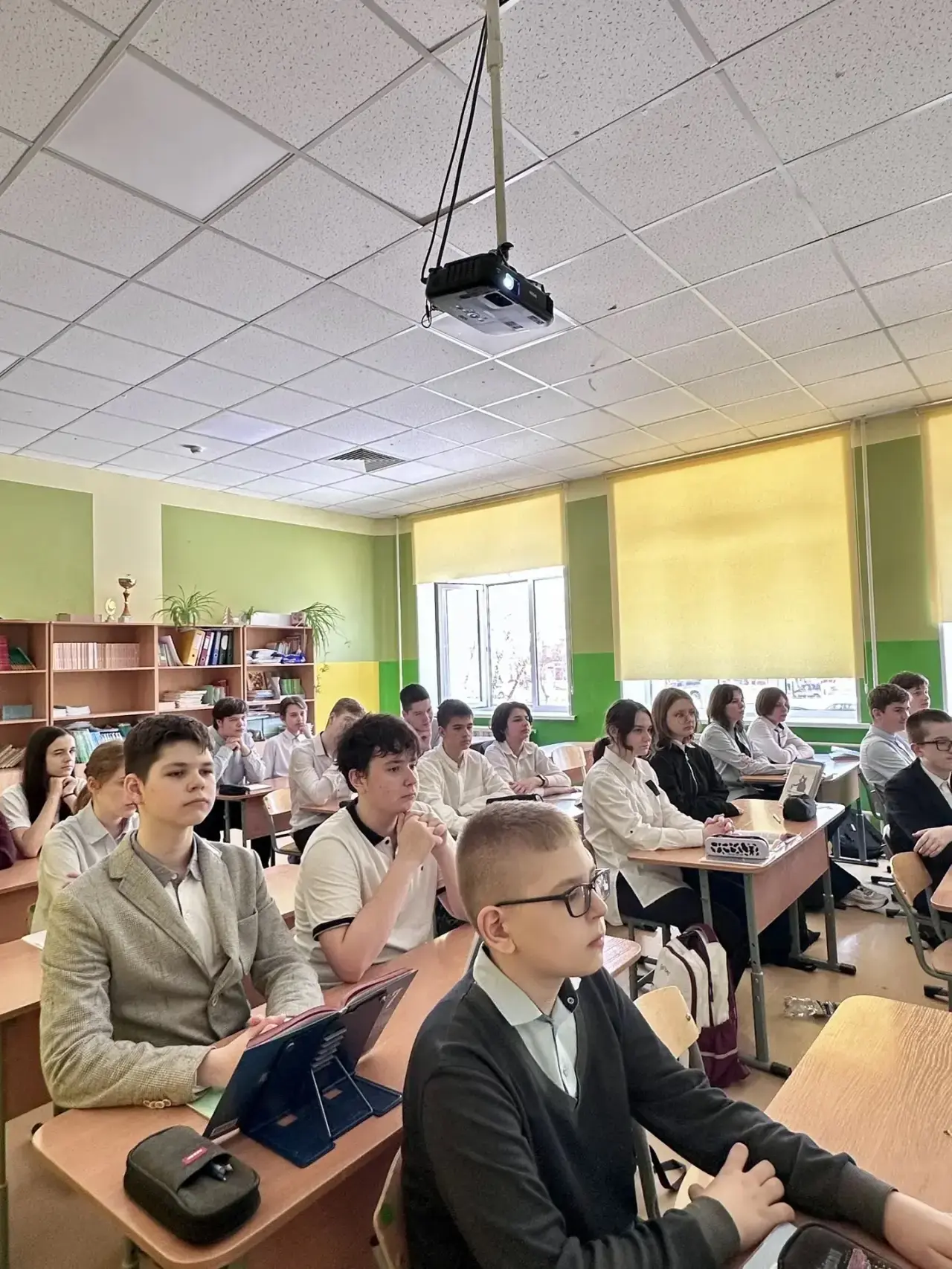 🇷🇺 Одна страна — одна история 🇷🇺  Активистки Движения Первых Евстафьева Мария и Белоусова Саша, пров