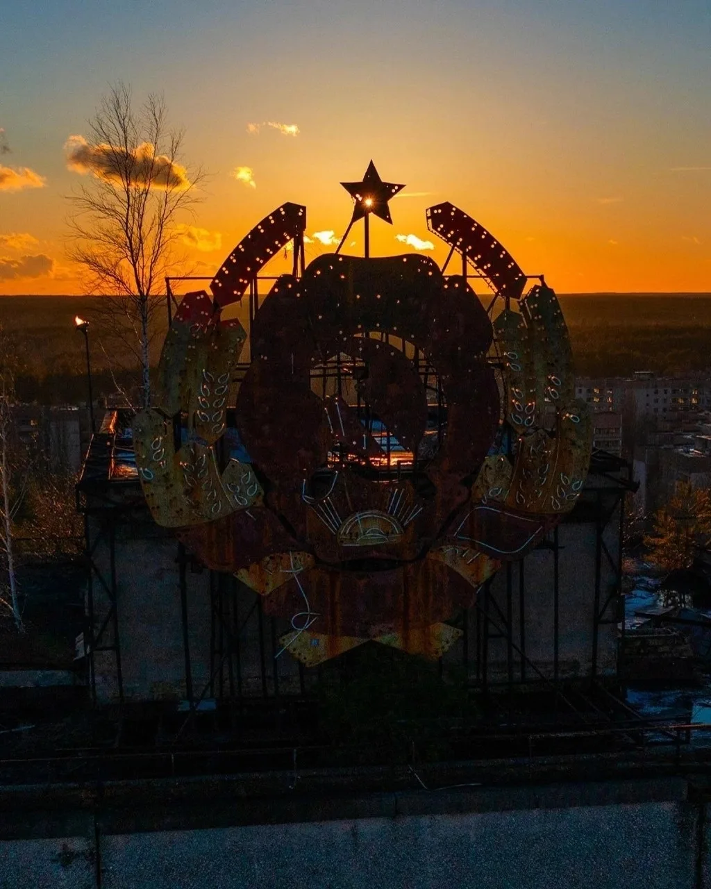 Спокойной ночи, дорогие подписчики! 🌜💤 Пусть день останется позади со всеми хлопотами...