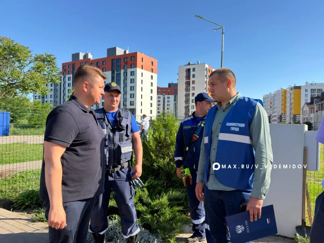 Выехал на место ЧП в Белгороде. В результате детонации есть разрушения